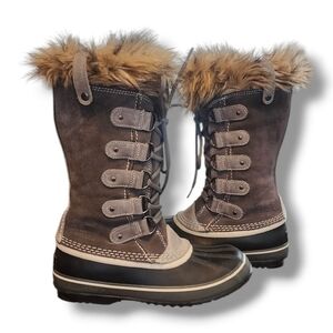 Women's Gray Sorel Winter Boots